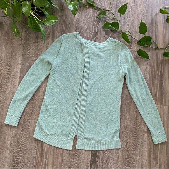 Ann Taylor LOFT sweater, open flap back, light aqua colour, size XS - Picture 2 of 4